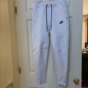 Men’s Nike Tech Joggers